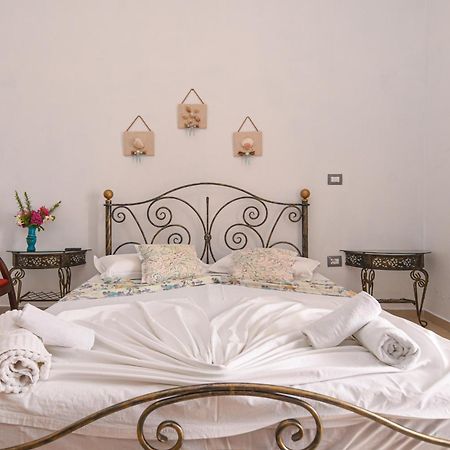 Hotel Imperial Dhërmi Zimmer foto